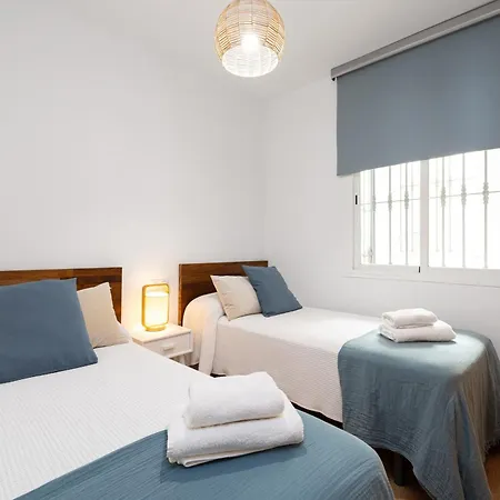 Avanti Alcantara Sol, Junto A La Playa Con Parking Gratis Apartamento *